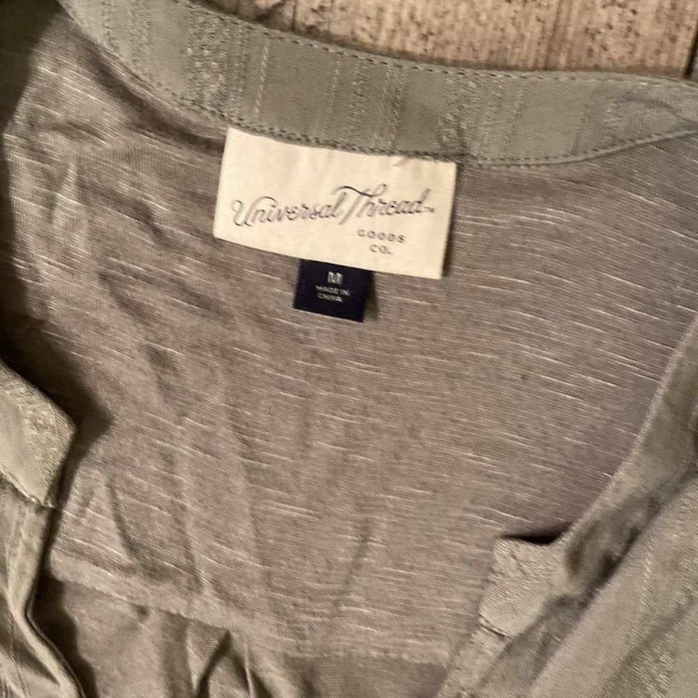 Medium Universal Thread Olive Agreeb - Picture 2 of 6